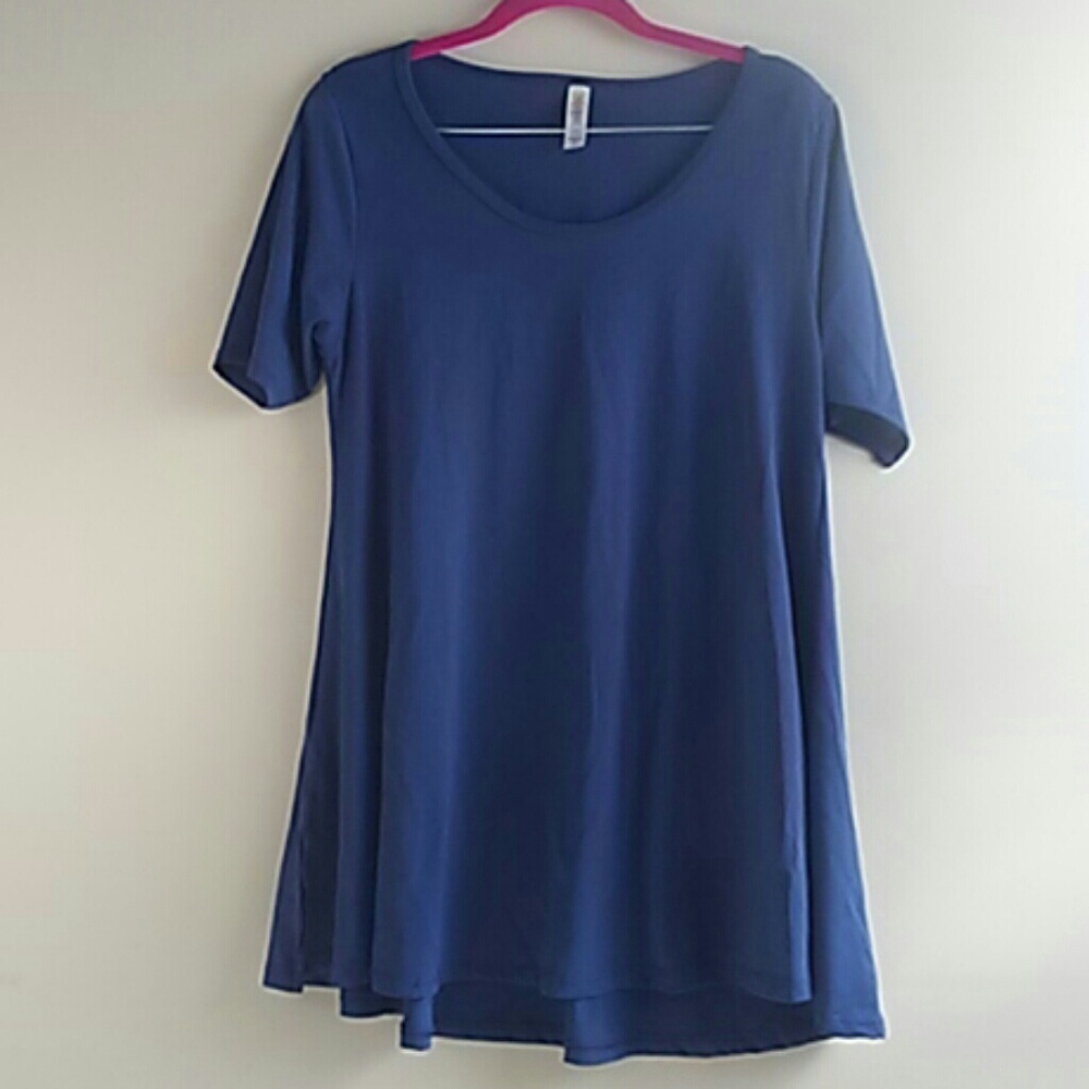 Lularoe T